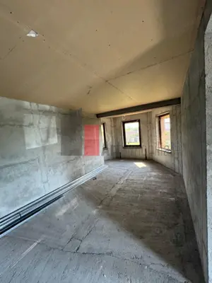 Casa la rosu in Peris - imagine 7