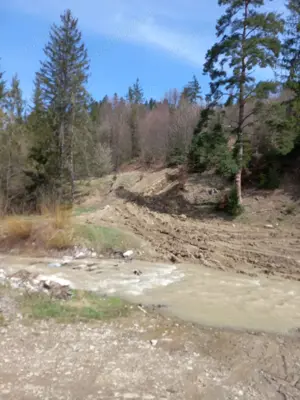 Vand teren Humor - Voronet 22.250 mp