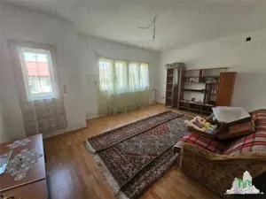 Vila spatioasa 525metri totali de inchiriat in centru Bolintin-Deal - imagine 4