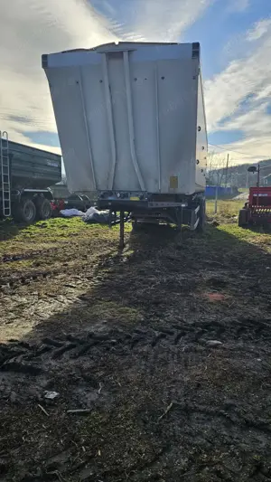 semiremorcă Schmitz Cargobull SCB*S3D 10 VLN - imagine 5