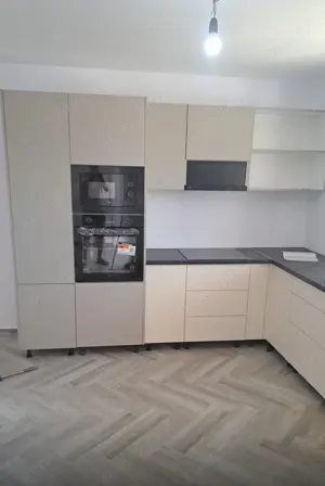 Vând cas 100m2 construit  Teren 586m2 intravilan vaslui situat str burebista, aproape de kaufland  - imagine 5