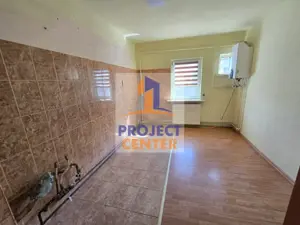 Apartament 3 camere, Exercitiu, confort 1, stradal, fond nou