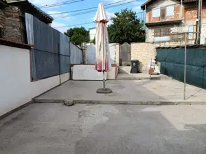  Casă de vânzare la doar 10 minute de KM 0!   Confort, utilități complete și acces rapid în oraș! - imagine 5