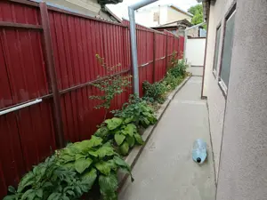  Casă de vânzare la doar 10 minute de KM 0!   Confort, utilități complete și acces rapid în oraș! - imagine 4