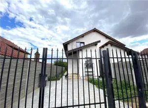 Duplex toate utilitatile - asfalt - iluminat stradal