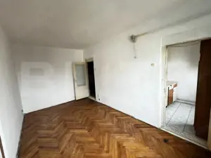 Apartament de vanzare, cu 2 camere, 32 mp, zona solidaritatii