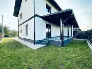 Casă modernă, tip duplex, de inchiriat, 88 mp + 200 mp teren, zona Lisaura  - imagine 12