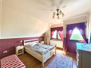 Casa individuala cu pozitie centrala, teren 1140 mp - Sanmihaiu Roman - imagine 12