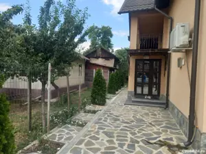 Casa de vanzare - imagine 2