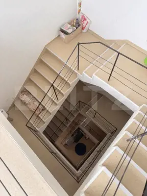 Casa individuala , 3 garaje , terasa ,  352mp utili, zona Dambu Rotund - imagine 8