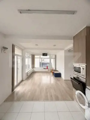 Casa individuala , 3 garaje , terasa ,  352mp utili, zona Dambu Rotund - imagine 7