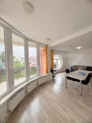 Casa individuala , 3 garaje , terasa ,  352mp utili, zona Dambu Rotund - imagine 4