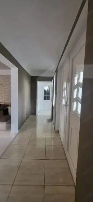 Casă modernă cu 5 camere complet utilată, în Sânmihaiu Român - imagine 19