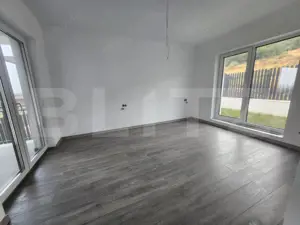 Casa individuala cu 6 camere,priveliste superba,600 mp teren,zona Piata - imagine 11