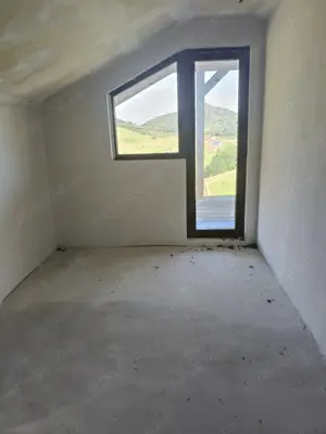 Casă și teren de vânzare în sat Vișagu, com. Săcuieu, jud. Cluj - imagine 10