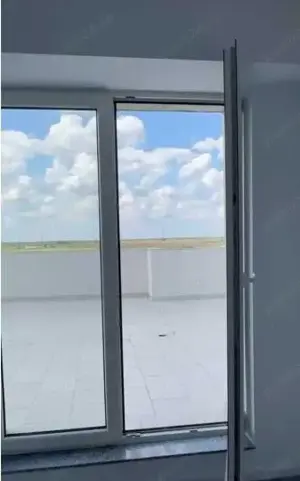Apartament cu 4 camere spectaculos cu vedere panoramica la Tomis Plus  - imagine 3