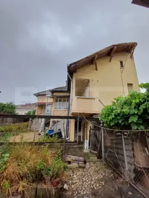 Casa renovabila, 3 camere in zona Centrala
