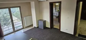 Inchiriez birouri individuale 35 mp ! - imagine 5 Inchiriez birouri individuale 35 mp ! - imagine 5