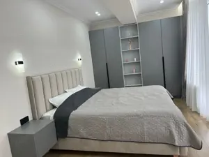 Garsoniera de inchiriat Calea Bucuresti