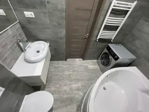 Garsoniera de inchiriat in zona Carpatilor - imagine 3