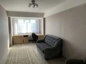 Garsoniera de inchiriat in zona Triaj