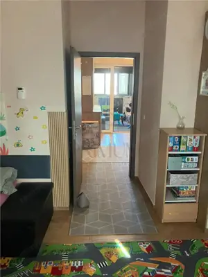 BUZIASULUI - PENTHOUSE LIFT - 3 cam - 2 bai - 2 terase - incalzire pardoseala - LOC PARCARE