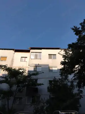 SPITALULUI- 2 CAMERE DECOMANDAT ,SUPRAFATA 54 mp - imagine 7