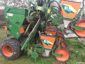 Vând  semanatoare de porumb pe 8 randuri . AMAZON  - imagine 7