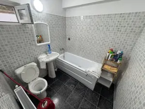 Casă cu 3 camere zona Faleză Nord, Renovată, Centrală pe gaz - imagine 7