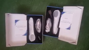 Laser Terapeutic fizioterapie medical portabil Pret Fix - imagine 2