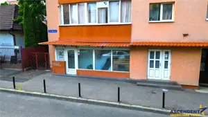 Spatiu comercial,vitrinat,doua intrari,acces facil, Calea Bucuresti,Astra,Brasov - imagine 10