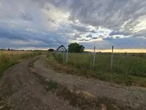 De vanzare teren intravilan 562 mp, Pischia jud.Timis - imagine 2 De vanzare teren intravilan 562 mp, Pischia jud.Timis - imagine 2