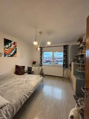 Vand apartament 3 camere Ploiesti - imagine 3