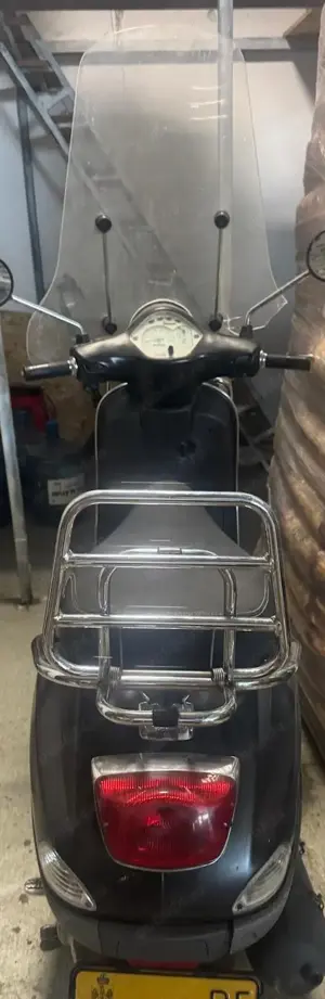 Piaggio vespa 50 fara carnet - imagine 2 Piaggio vespa 50 fara carnet - imagine 2