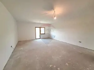 Casă / Vilă la gri aproape gata sa devina " acasa" ! - imagine 13