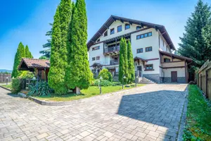 Duplex P+2E cu 7 camere de vânzare in Bușteni , 502 mp teren