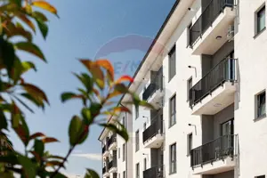 Apartament Nou 3 camere de vânzare  zona Gradiste