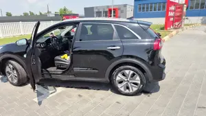 Kia Niro 2019 - 64kw - 204cp - imagine 4