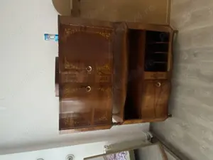 Mobila curbata de vanzare 