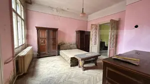 Casa de vanzare, cu 4 camere, demisol 122 mp, zona ultracentrala - imagine 4