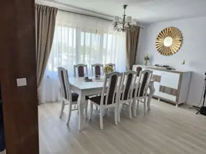 Casa P+1 , 1024 MP TEREN 1024 mp ,184 utili, Malu Mare - imagine 4