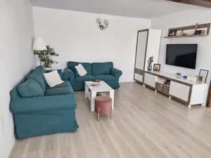 Casa P+1 , 1024 MP TEREN 1024 mp ,184 utili, Malu Mare - imagine 3