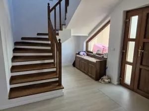 Casa P+1 , 1024 MP TEREN 1024 mp ,184 utili, Malu Mare - imagine 13