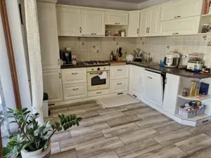 Casa P+1 , 1024 MP TEREN 1024 mp ,184 utili, Malu Mare - imagine 10