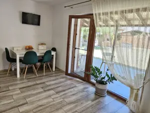 Casa P+1 , 1024 MP TEREN 1024 mp ,184 utili, Malu Mare - imagine 11