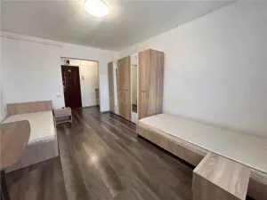 Garsoniera renovata de inchiriat | Centru Brasov | Termen lung