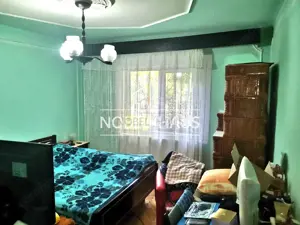 Apartament 2 camere, et 1, decomandat, Barlad, zona Confectii - imagine 2