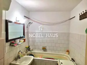 Apartament 2 camere, et 1, decomandat, Barlad, zona Confectii - imagine 5