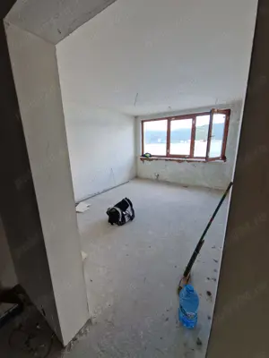 Apartament 2 Camere Decomandat Vedere La Dunare Et 7 Bloc Turn Nord - imagine 3