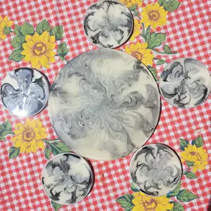 CADOU. Set de cafea, lucrat manual, din rasina.